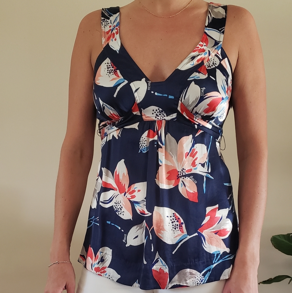 Tropical silky Guess tank top, size large